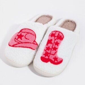 NWT Cozy Western Pink Red Boots Slippers Women's Size: 8-9